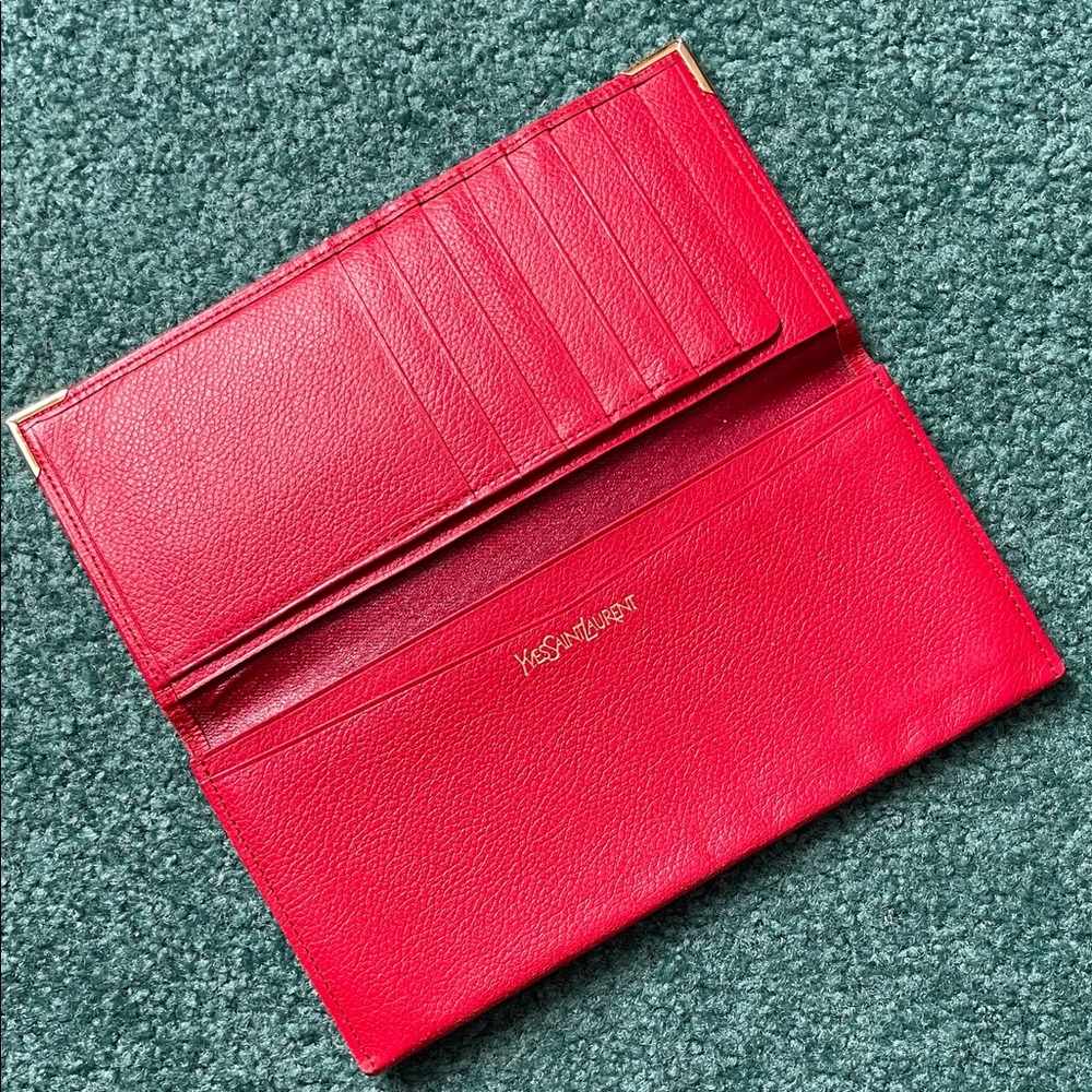 Yves Saint Laurent Vibrant Red Leather Card Holder - Picture 3 of 6